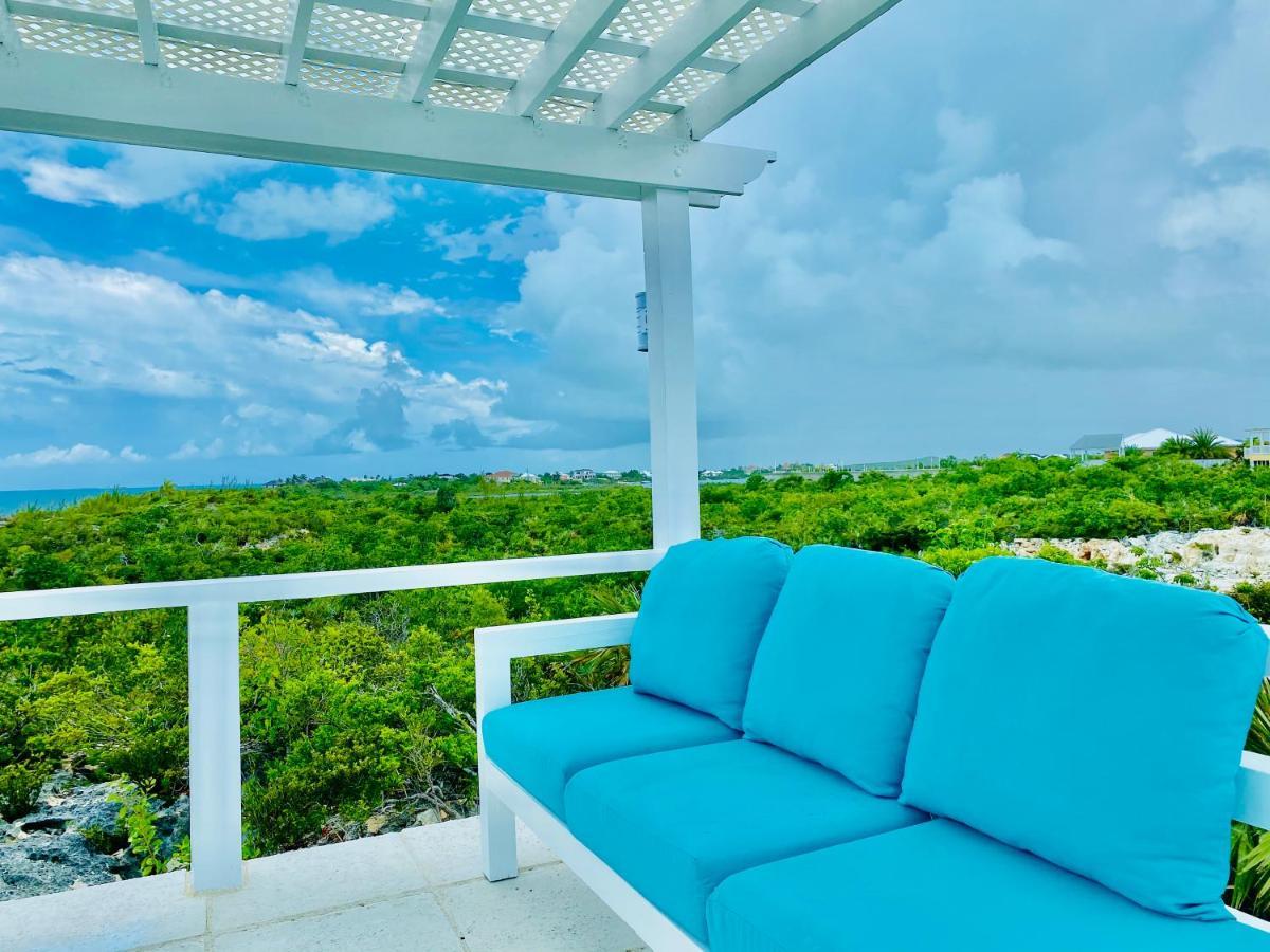 Modern Cottage With Chalk Sound Views Providenciales Exterior photo