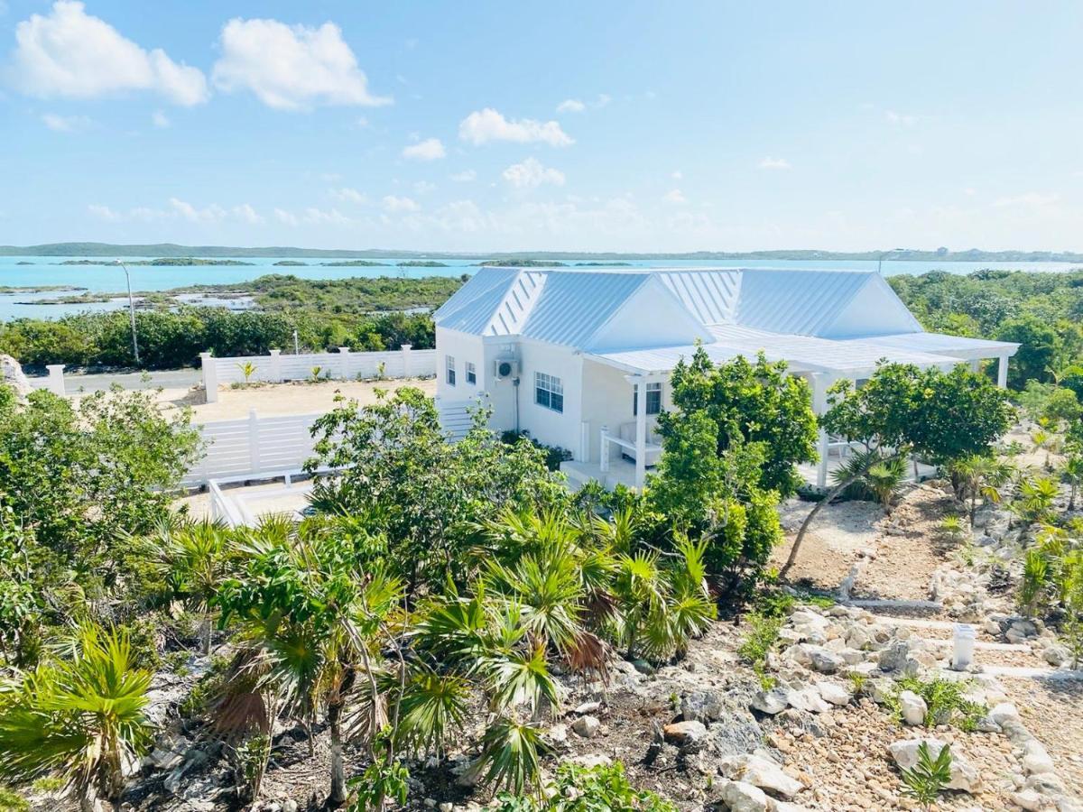 Modern Cottage With Chalk Sound Views Providenciales Exterior photo