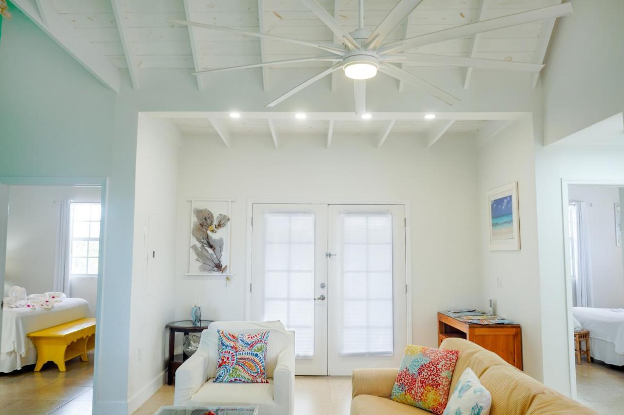 Modern Cottage With Chalk Sound Views Providenciales Exterior photo