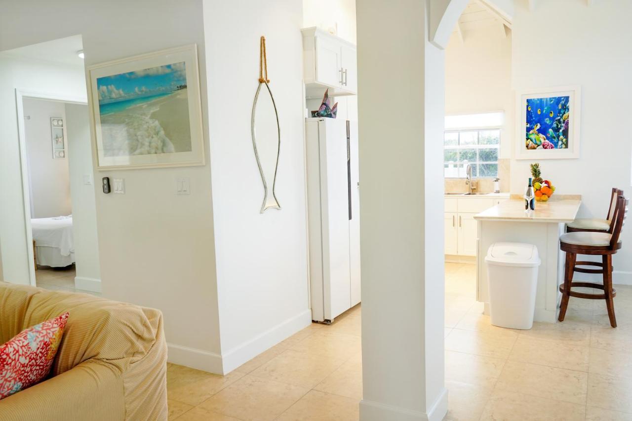 Modern Cottage With Chalk Sound Views Providenciales Exterior photo