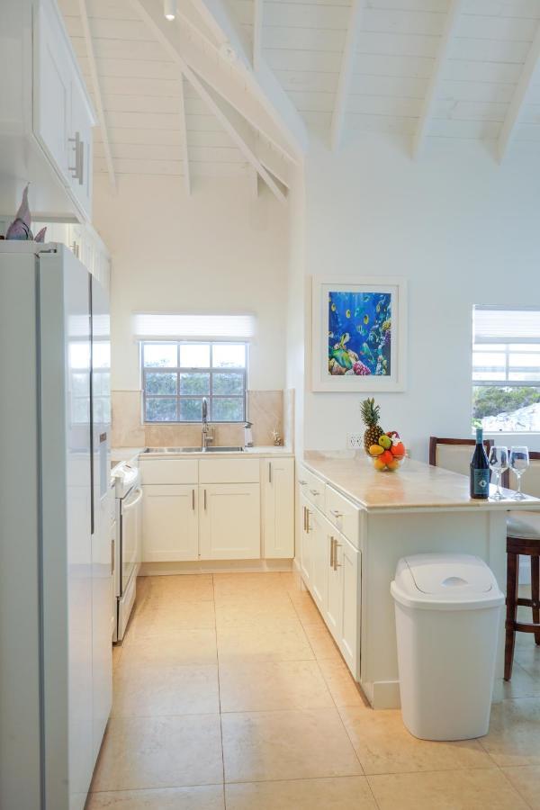 Modern Cottage With Chalk Sound Views Providenciales Exterior photo