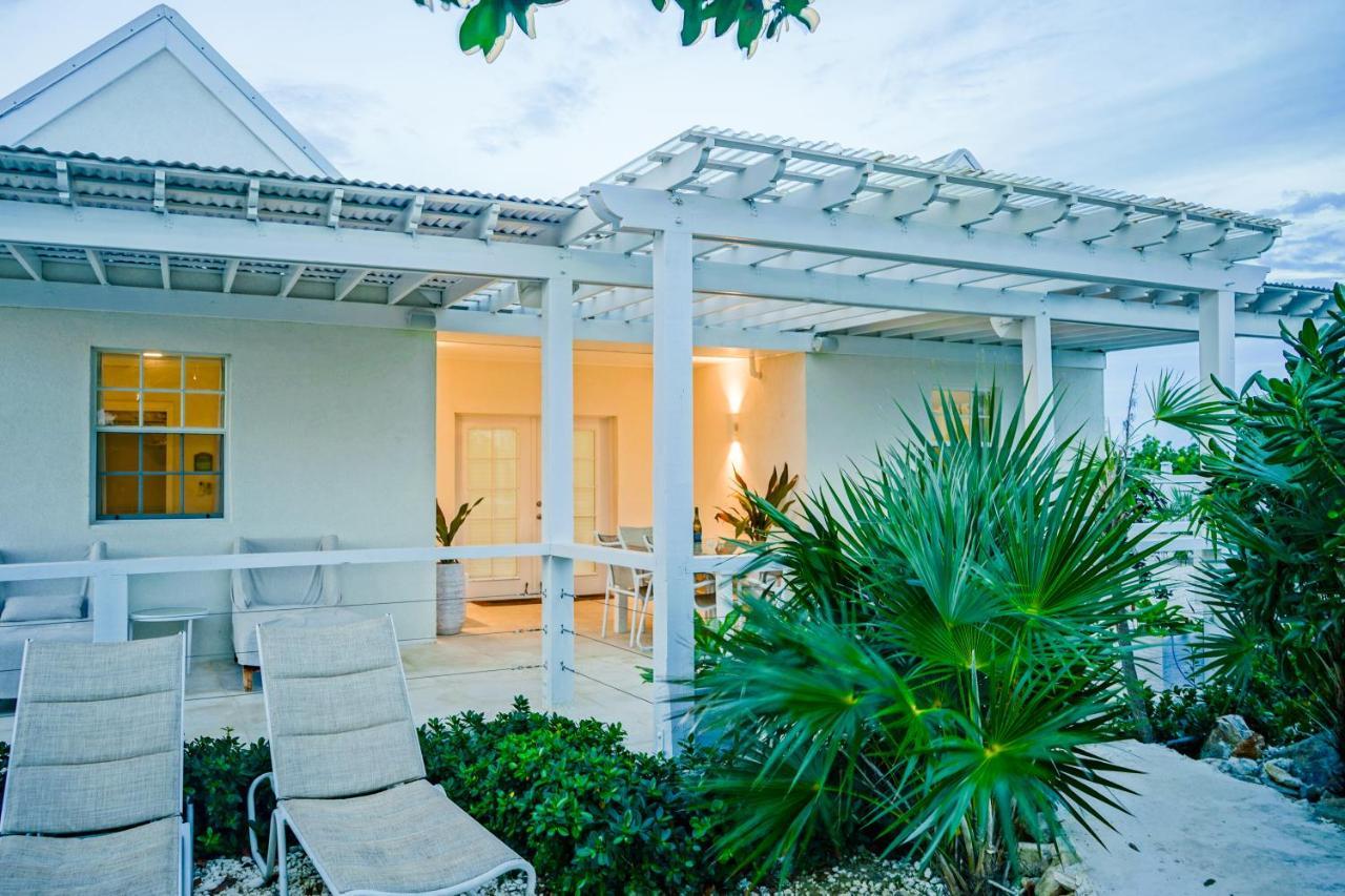 Modern Cottage With Chalk Sound Views Providenciales Exterior photo